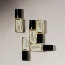 Load image into Gallery viewer, Maison Louis Marie Perfume Oil Discovery Set
