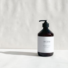 Load image into Gallery viewer, MODM Hand + Body Wash - Mandarin + Vetiver

